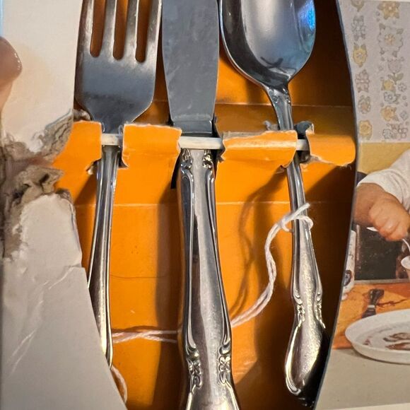 Oneida youthware 6 piece progress set - Picture 4 of 7